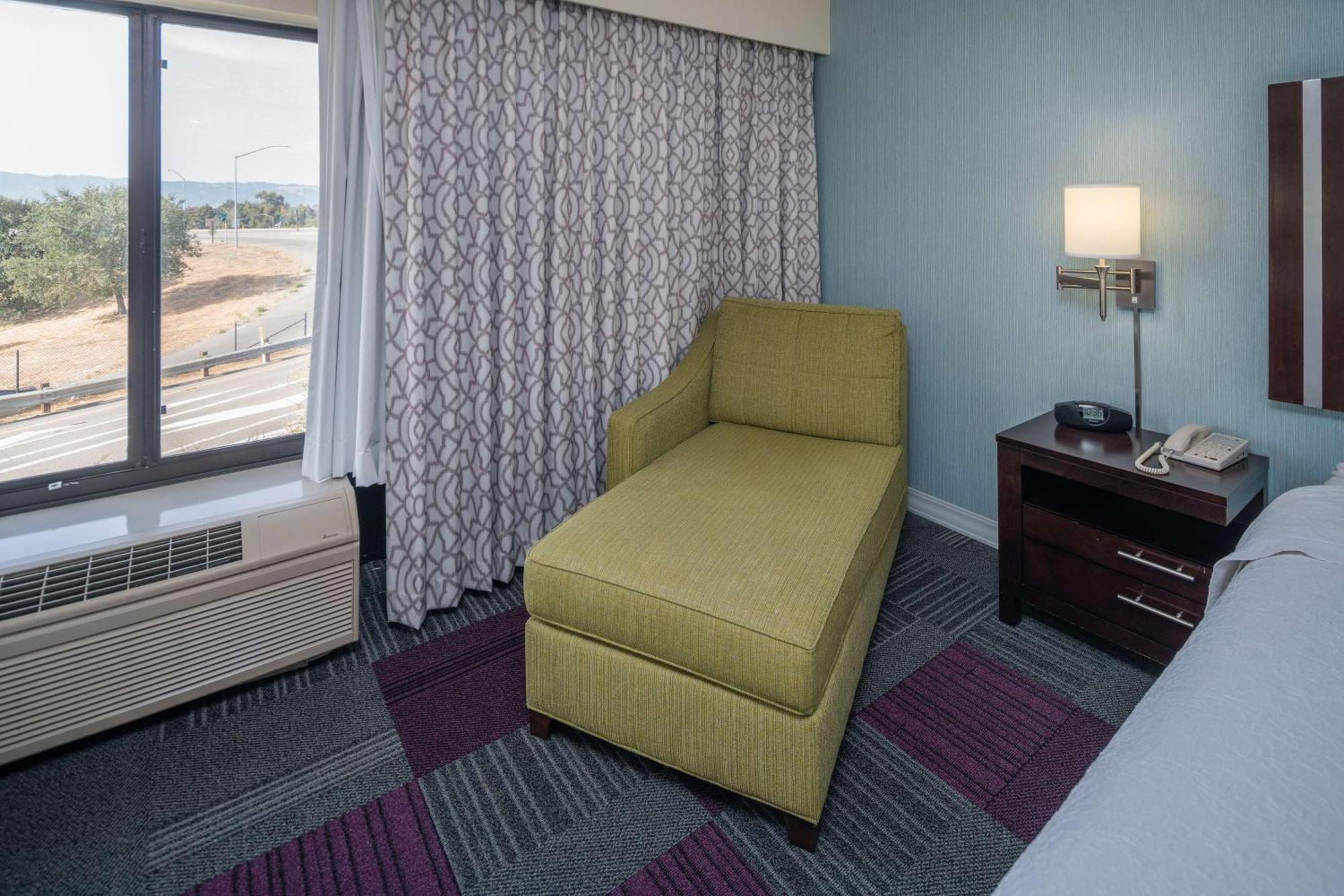Hampton Hotel